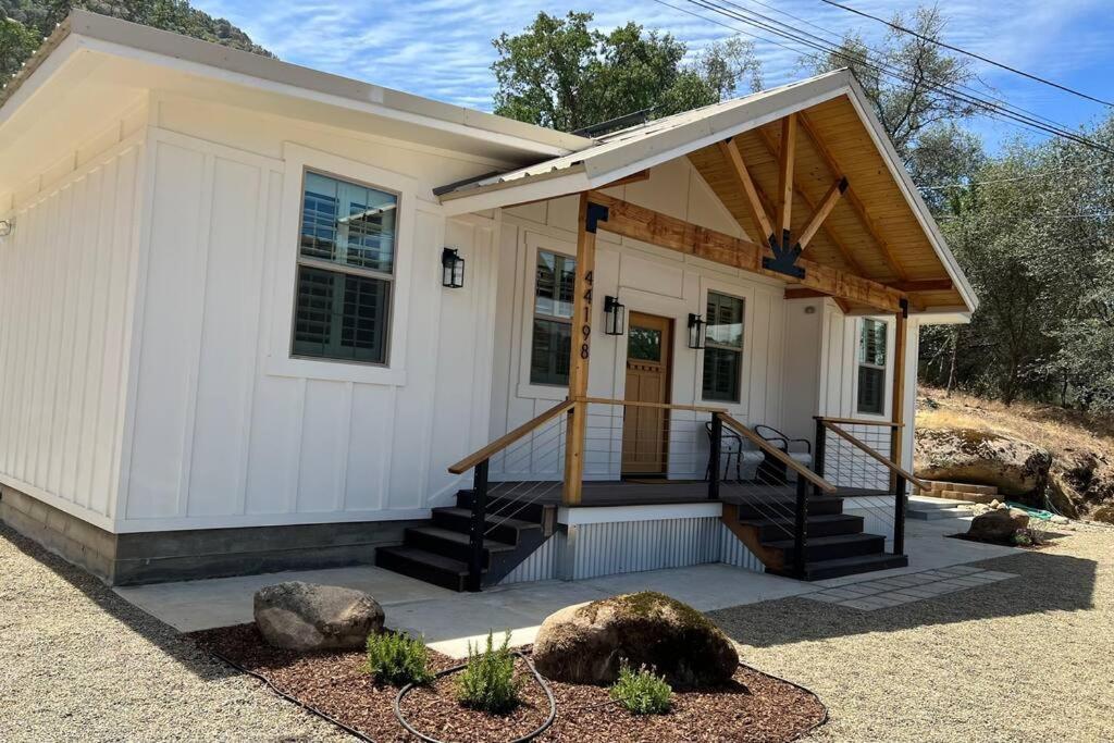 Soleil Luna 2 Miles From Sequoia Park Entrance 쓰리리버스 외부 사진